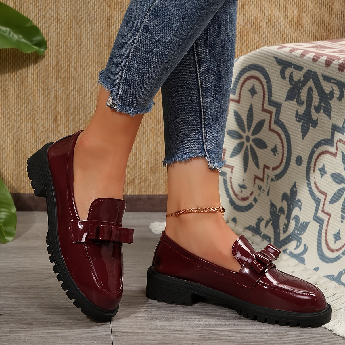 Claudine™ – Mocassins vernis à semelle stable et confort longue durée